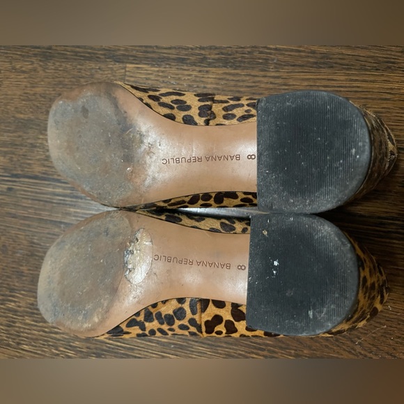Banana Republic Women’s Shoes - Picture 9 of 15